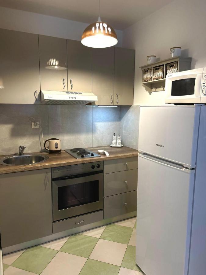 Apartments Villa Mira Kaštela المظهر الخارجي الصورة