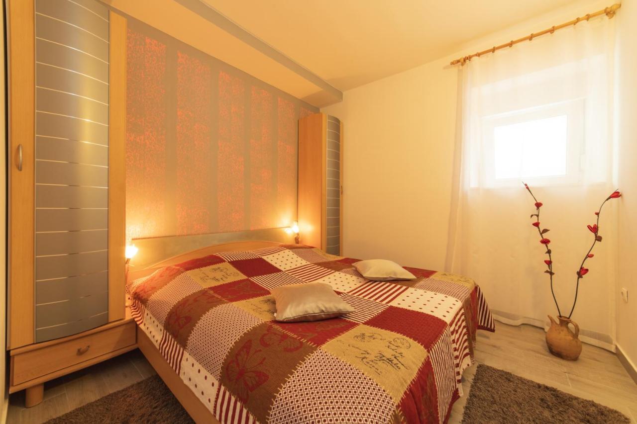 Apartments Villa Mira Kaštela المظهر الخارجي الصورة