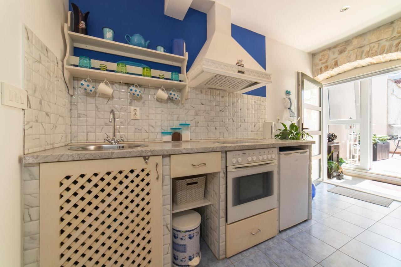 Apartments Villa Mira Kaštela المظهر الخارجي الصورة