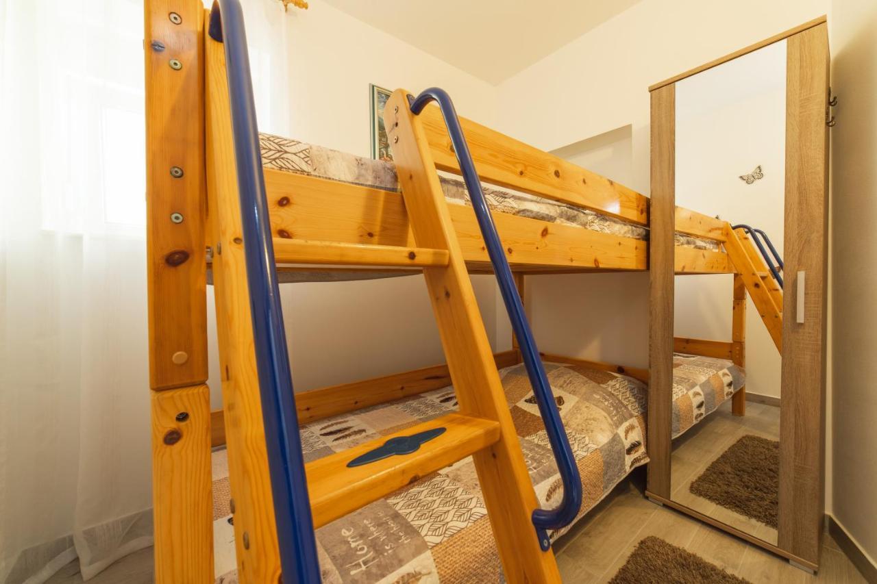Apartments Villa Mira Kaštela المظهر الخارجي الصورة