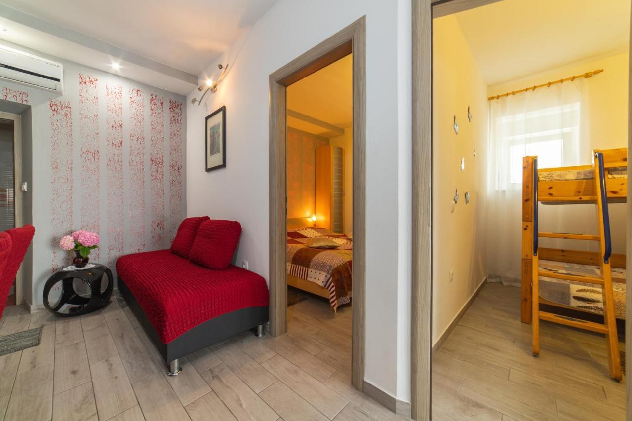 Apartments Villa Mira Kaštela المظهر الخارجي الصورة