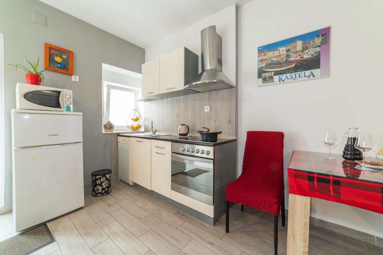 Apartments Villa Mira Kaštela المظهر الخارجي الصورة