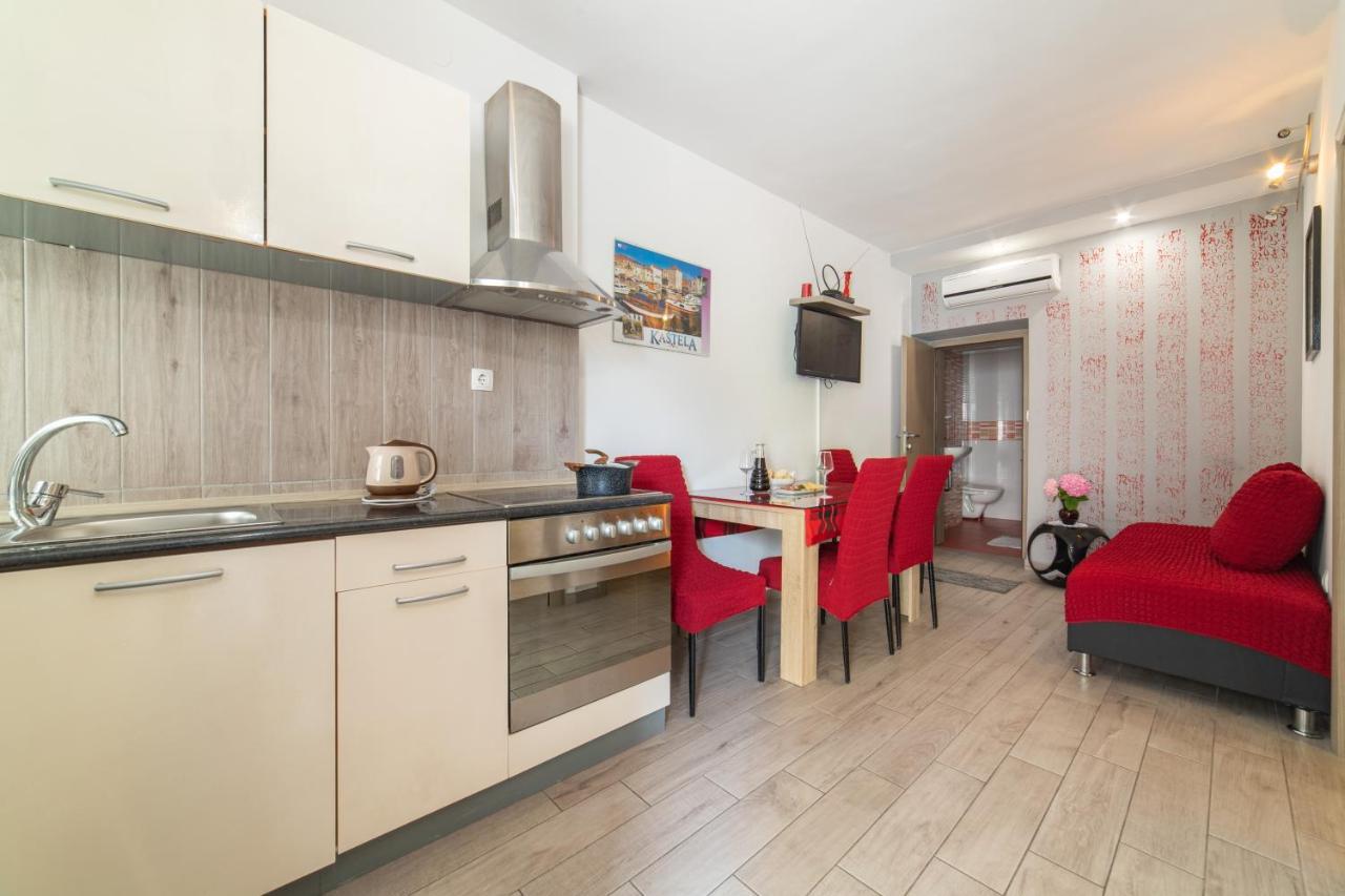 Apartments Villa Mira Kaštela المظهر الخارجي الصورة